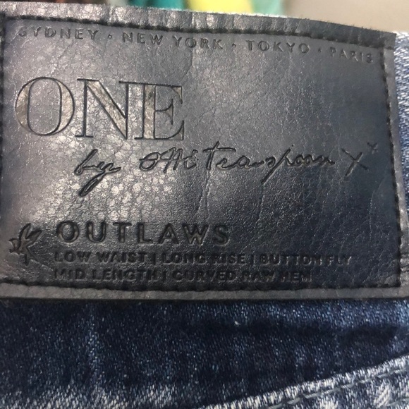 One Teaspoon Jean Shorts - Picture 5 of 5